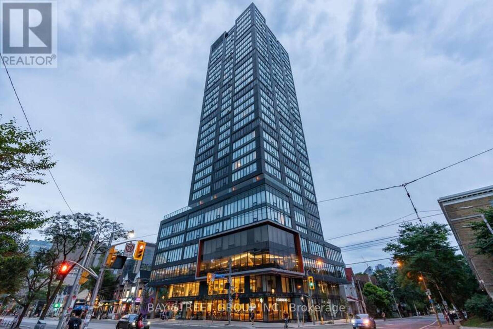 2808 - 203 COLLEGE STREET Toronto