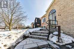 34 SIR BRANDILES PLACE Markham