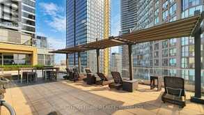 402 - 11 ST JOSEPH STREET Toronto