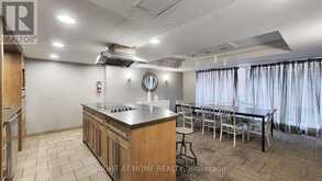 402 - 11 ST JOSEPH STREET Toronto