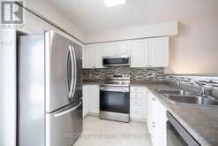 302 - 1450 BISHOPS GATE Oakville