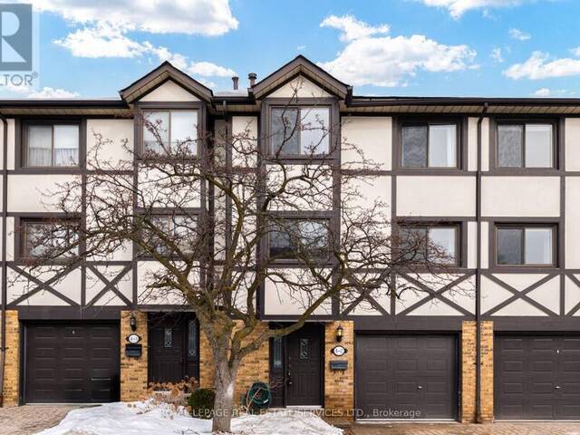 2 - 4 BRADBROOK ROAD Toronto Ontario