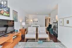 402 - 225 DAVENPORT ROAD Toronto