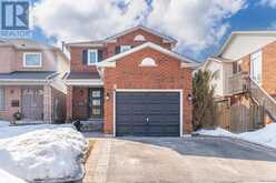 8 SIMNICK CRESCENT Clarington