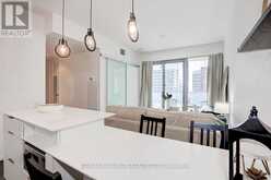 1806 - 5 ST JOSEPH STREET Toronto