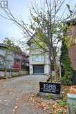 198 B MOORE AVENUE Toronto