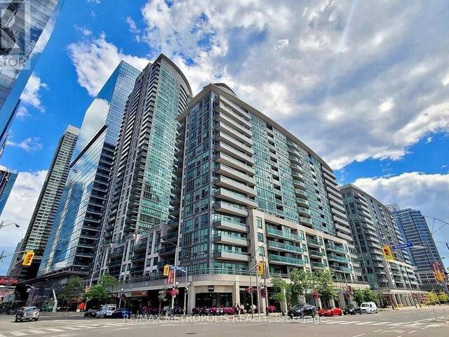 319 - 51 LOWER SIMCOE STREET Toronto Ontario