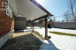 22 KITSON DRIVE Toronto