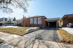 22 KITSON DRIVE Toronto