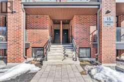 320 - 15 WHITAKER WAY Whitchurch-Stouffville