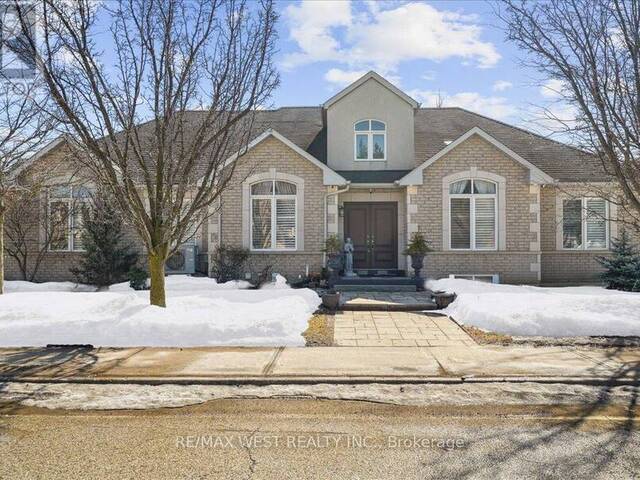 2 BROOKGREENE CRESCENT Richmond Hill Ontario