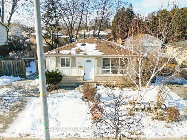 102 SUTHERLAND AVENUE Brampton Ontario