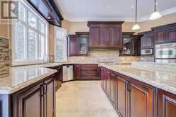 10 WOODLOT COURT Whitchurch-Stouffville