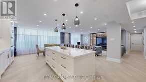 1403 - 900 YONGE STREET Toronto