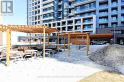 416 - 7950 BATHURST STREET E Vaughan