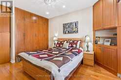 5629 LONGFORD DRIVE Mississauga