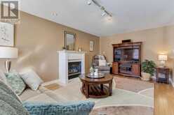 6 SUTHERLAND AVENUE Bradford/West Gwillimbury