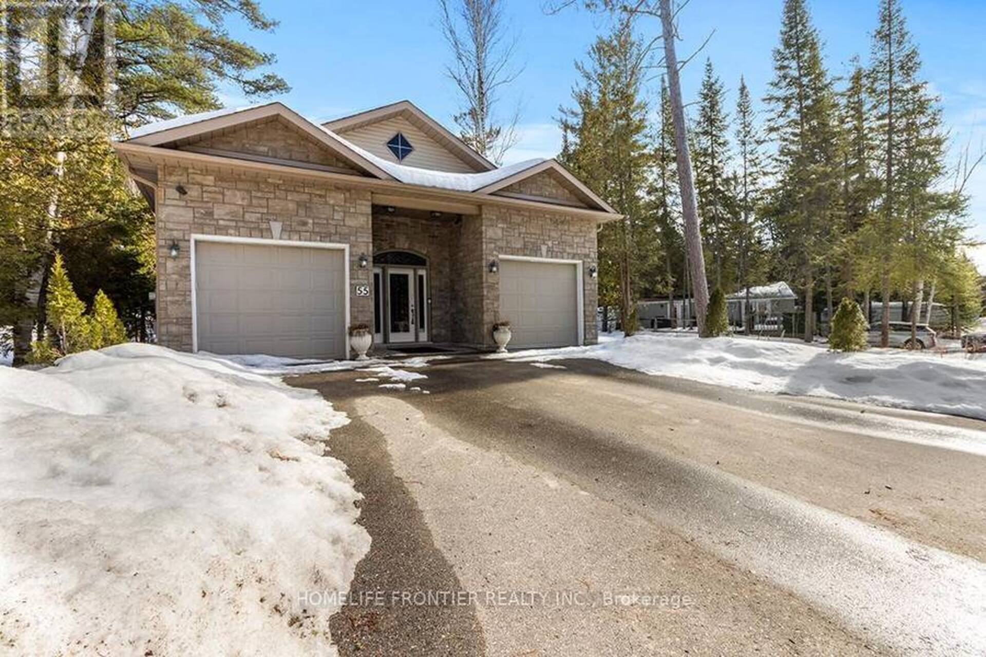 55 HOMEWOOD AVENUE Wasaga Beach