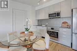 907 - 293 THE KINGSWAY Toronto