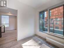 518 - 108 PETER STREET Toronto