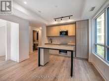 518 - 108 PETER STREET Toronto