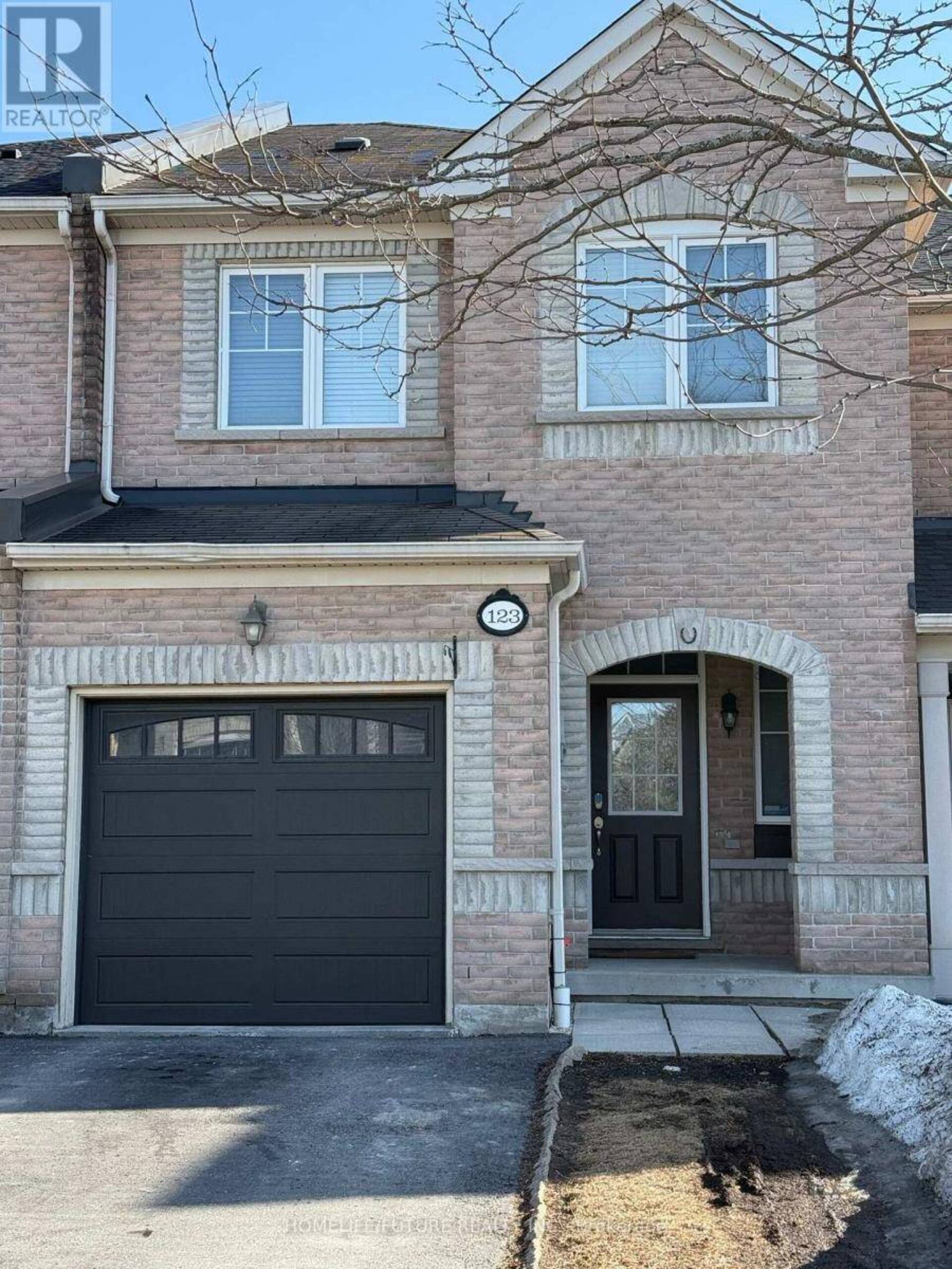 123 SILVERWOOD CIRCLE Ajax