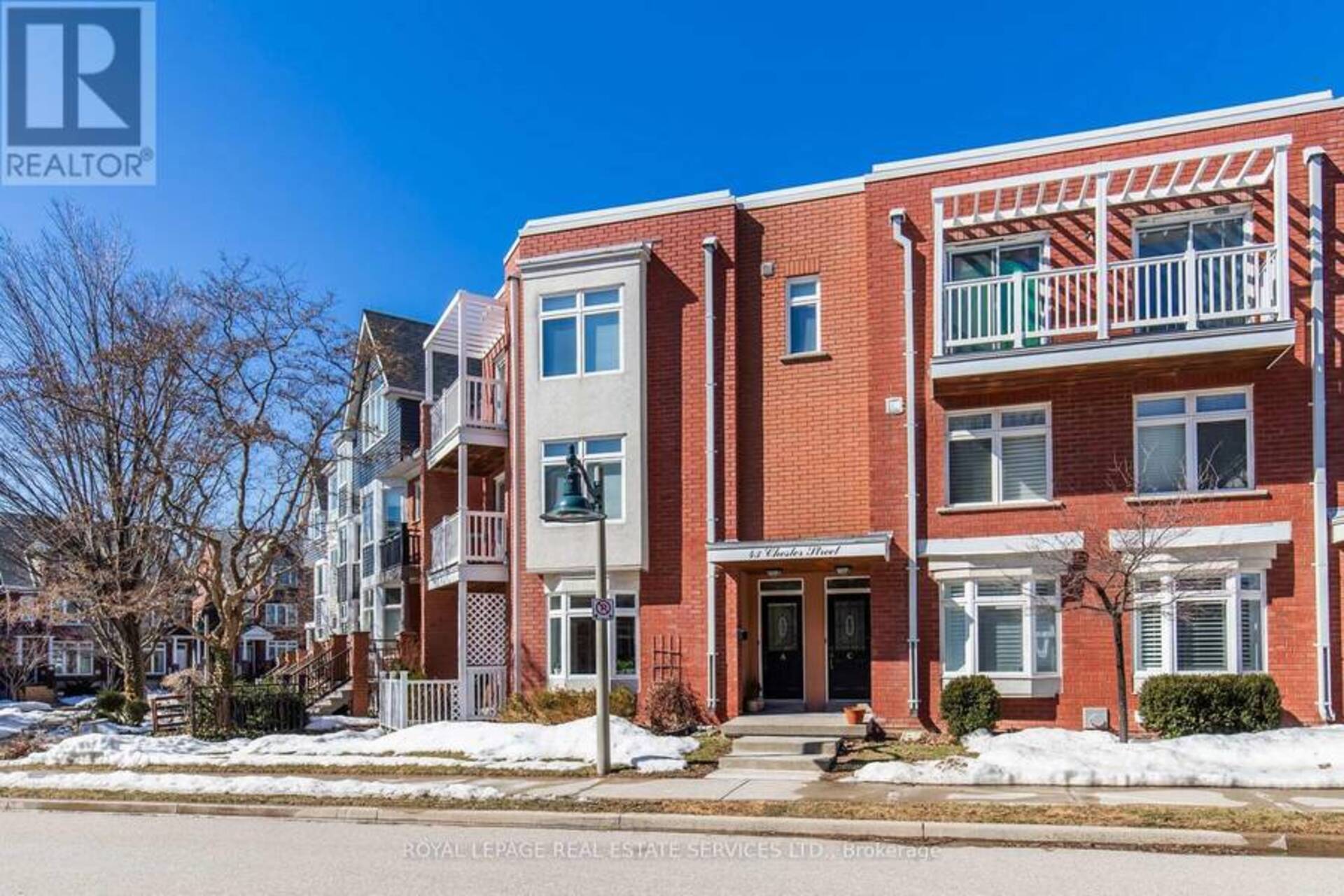 A - 43A CHESTER STREET Oakville