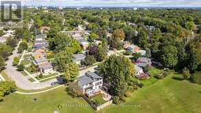 32 LYME REGIS CRESCENT Toronto