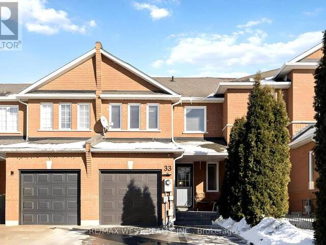 33 PIAZZA CRESCENT Vaughan Ontario