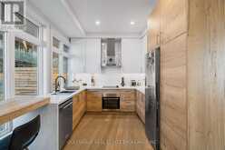 TH 6 - 2067 LAKESHORE BOULEVARD Toronto