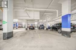 232 - 131 HONEYCRISP CRESCENT Vaughan