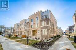 232 - 131 HONEYCRISP CRESCENT Vaughan