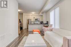 232 - 131 HONEYCRISP CRESCENT Vaughan