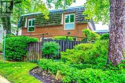 16 ROLLSCOURT DRIVE Toronto