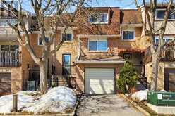 32 DUNKELD WAY Markham