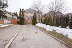 61 QUAIL FEATHER CRESCENT Brampton