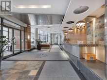 328 - 230 QUEENS QUAY W Toronto