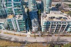 TH6 - 2067 LAKESHORE BOULEVARD Toronto