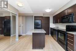 806 - 330 BURNHAMTHORPE ROAD W Mississauga