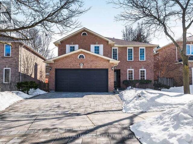 37 ELMSLEY DRIVE Richmond Hill Ontario