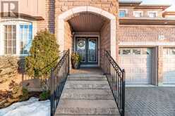 24 SAWSTON CIRCLE Brampton