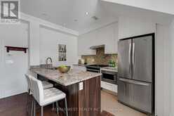 202 - 10360 ISLINGTON AVENUE Vaughan