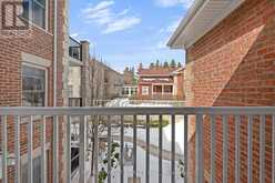 202 - 10360 ISLINGTON AVENUE Vaughan