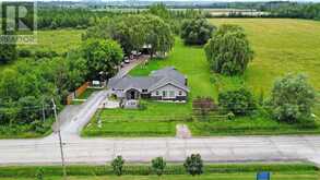 1109 RAVENSHOE ROAD East Gwillimbury