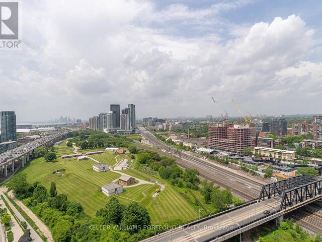 2012 - 170 FORT YORK BOULEVARD Toronto Ontario