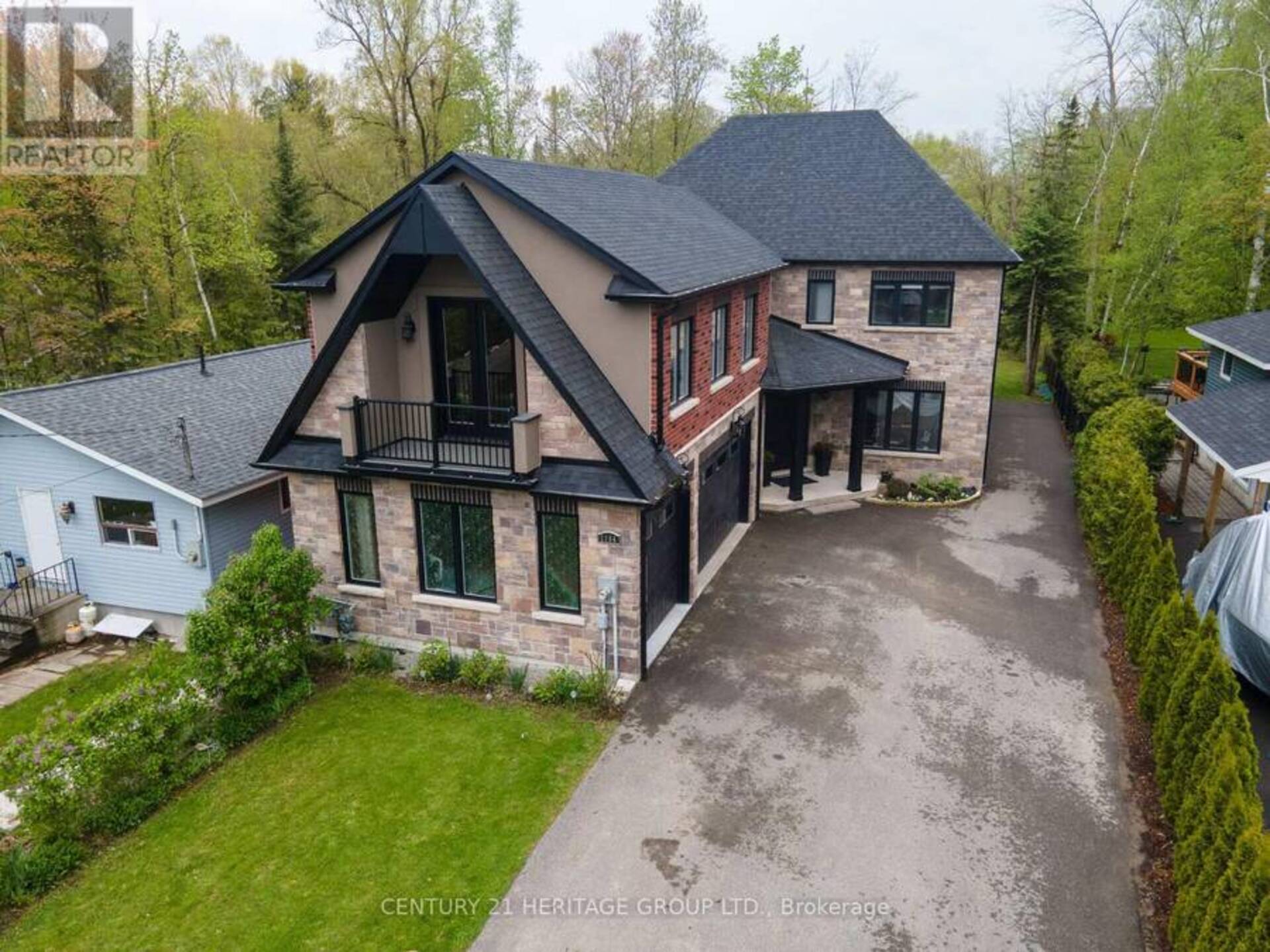 1894 SIMCOE BOULEVARD Innisfil