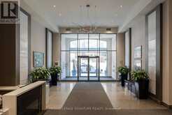 322 - 18 BEVERLEY STREET Toronto