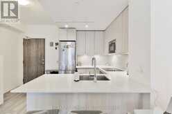 832 - 99 EAGLE ROCK WAY Vaughan