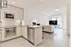 832 - 99 EAGLE ROCK WAY Vaughan