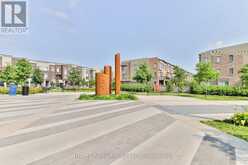 832 - 99 EAGLE ROCK WAY Vaughan